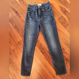 Frame Ali High Rise Cigarette Jeans